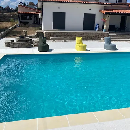 Valentina House * Outeiro Seco