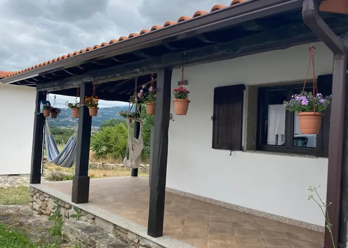 Valentina House * Outeiro Seco