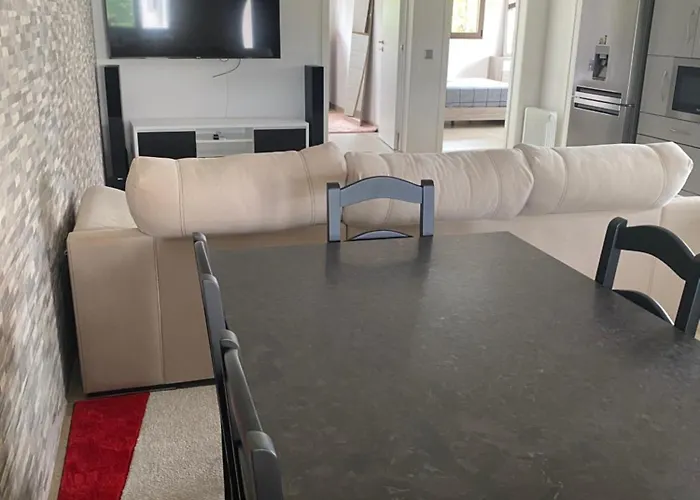 Valentina House Semesterbostad Outeiro Seco