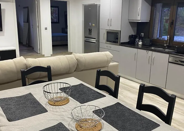 Valentina House * Outeiro Seco